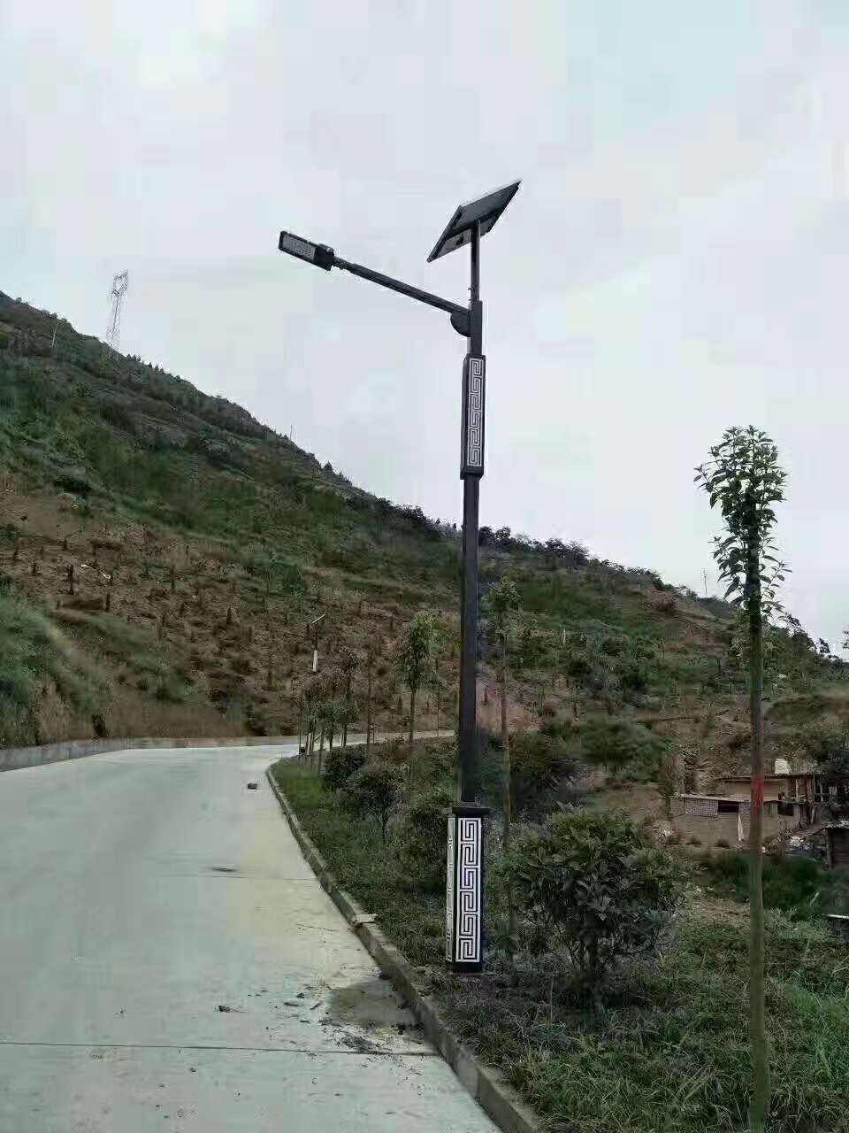 聊城仿古太阳能路灯